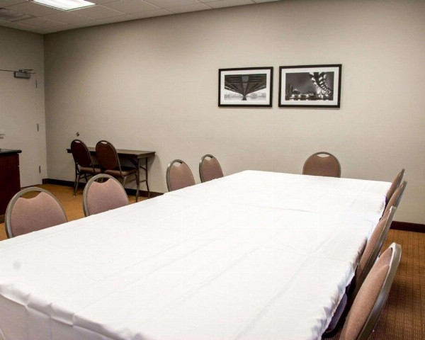 Sleep Inn & Suites Medical Center image 30